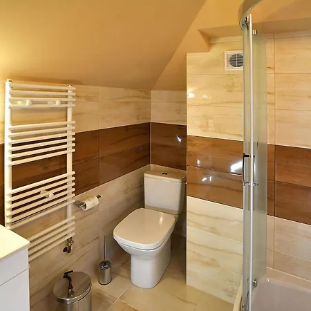 Vila In Near Seaside Mielno (Koszalin)