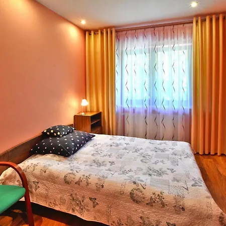 In Near Seaside Vila *